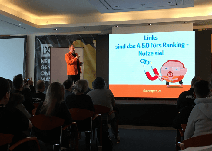 Seo Campixx Christoph C. Cemper beim Vortrag.